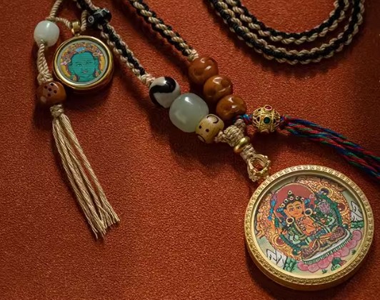 大善堂西藏生肖本命像手绘唐卡吊坠