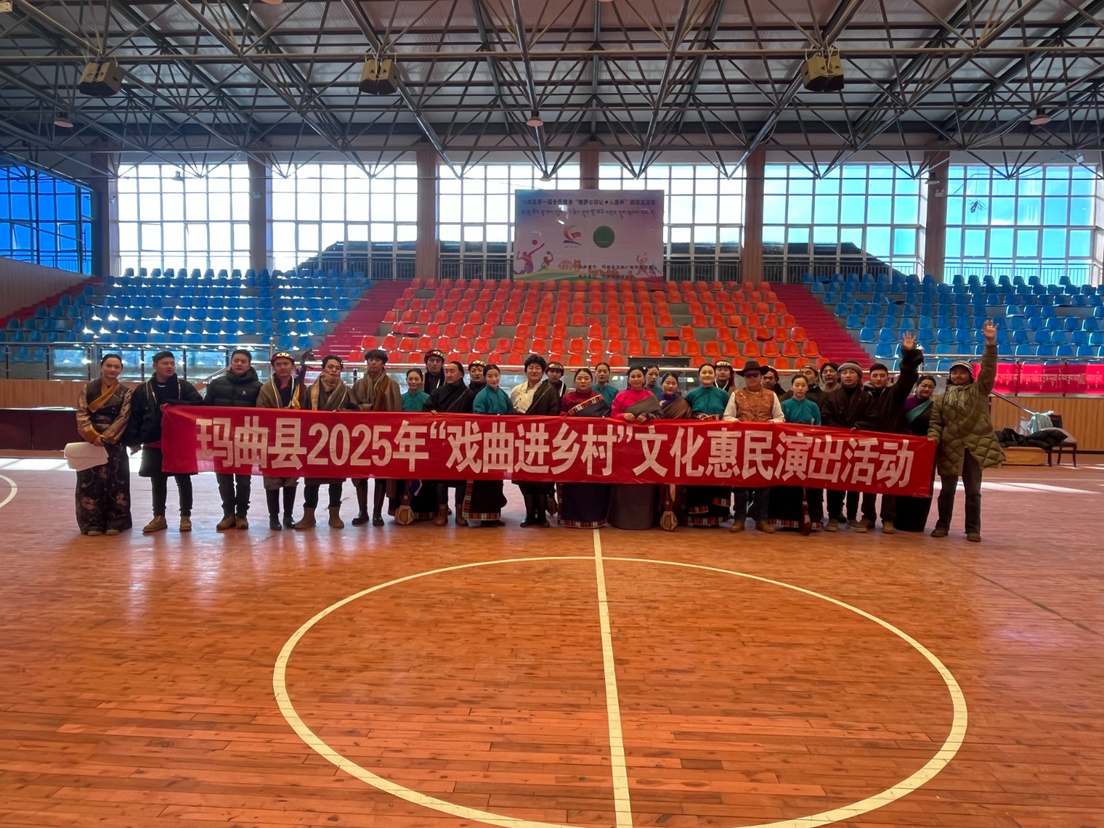 曼日玛镇牧民定居点（90分钟）